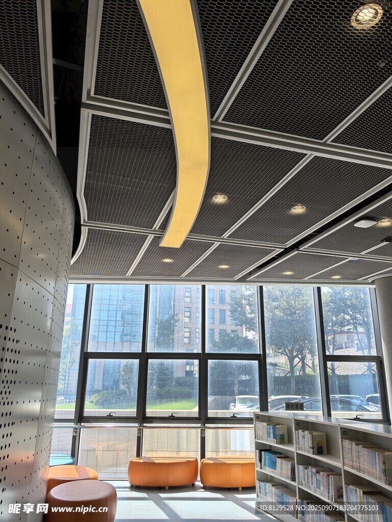 现代简约风格办公休息区