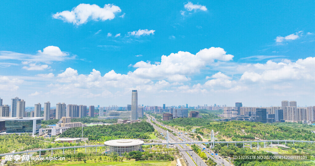 光谷中心城