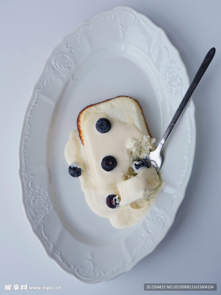 蓝莓酸奶松饼 美味诱人