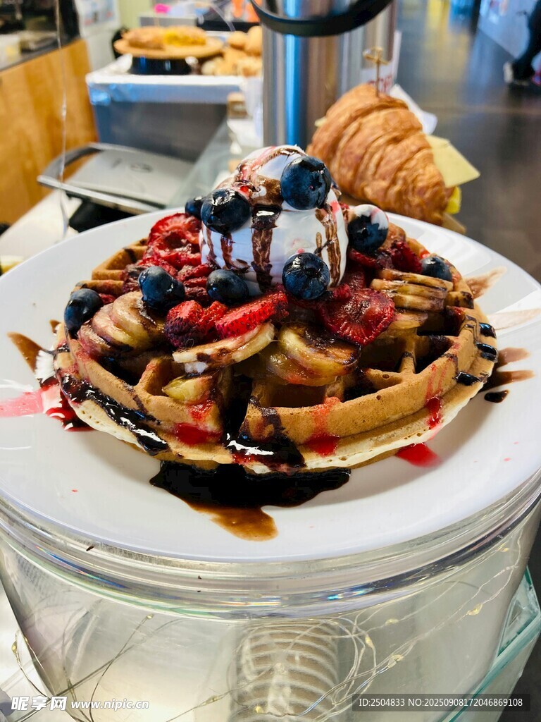 美味水果华夫饼