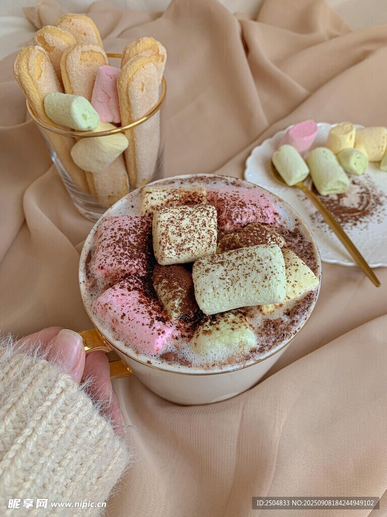 多彩美味棉花糖零食组合