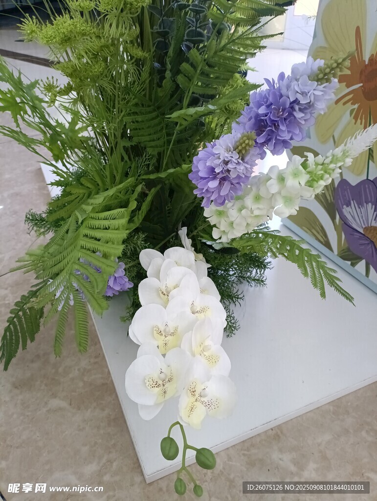 精致仿真插花作品展示