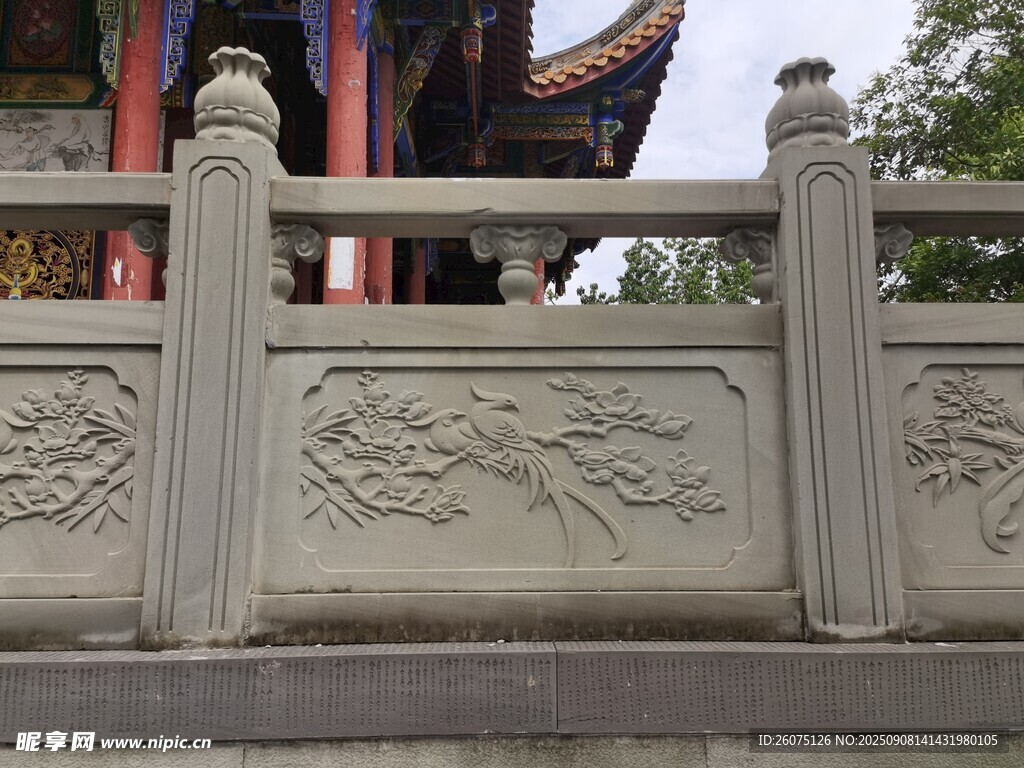 中式石栏杆精美雕刻细节