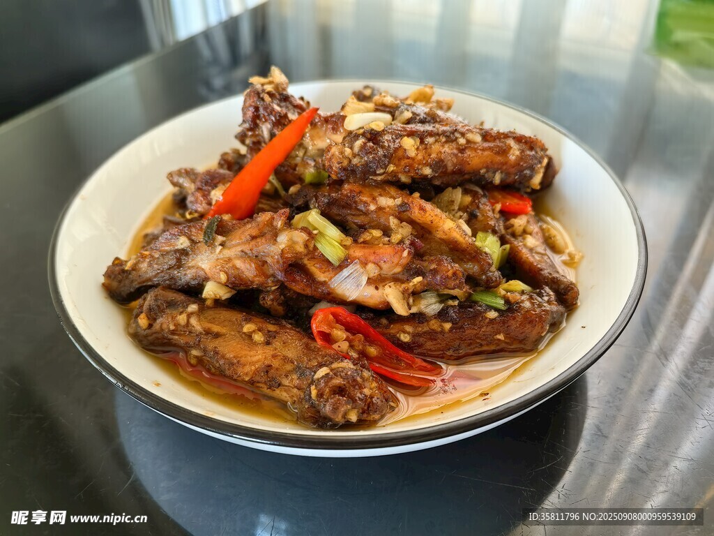 美味鸡翅