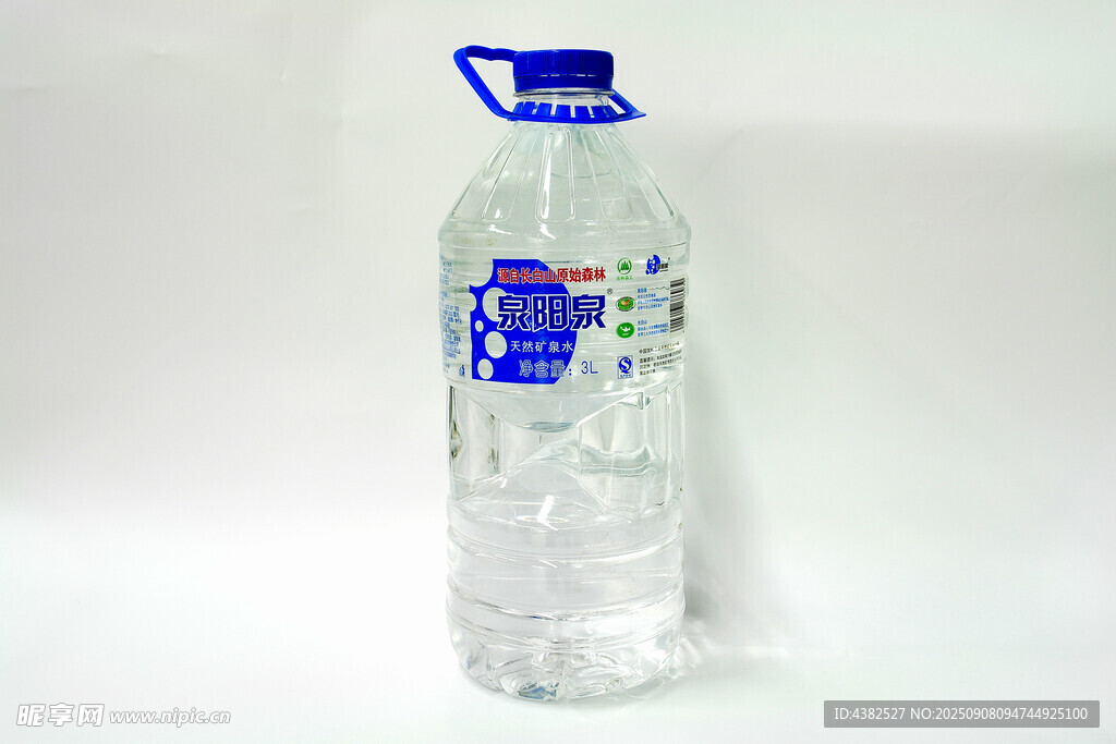 泉阳泉矿泉水