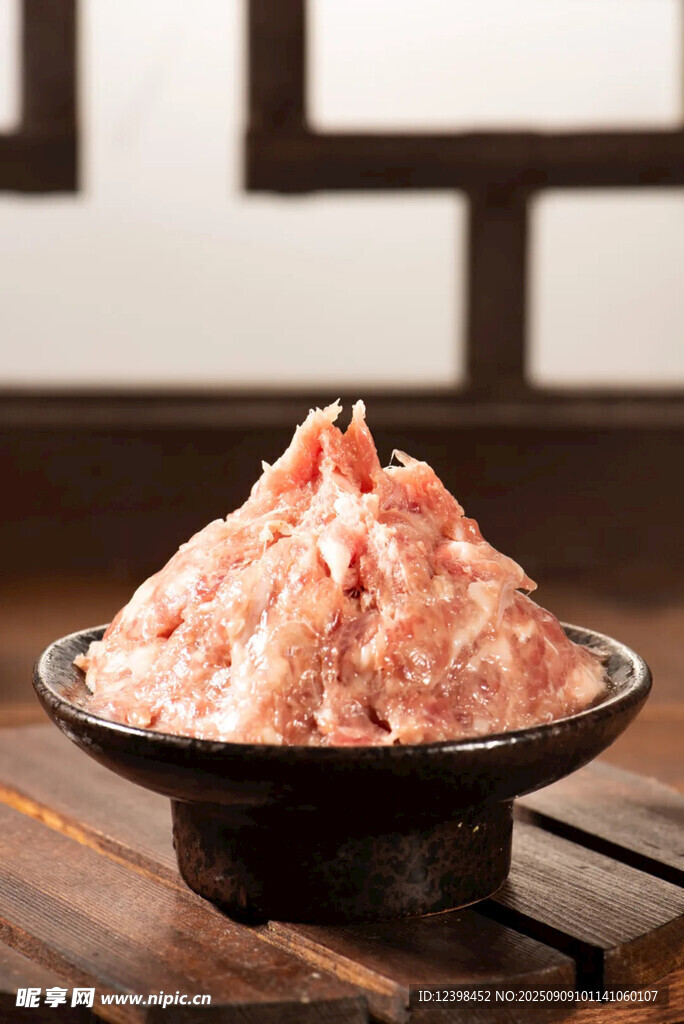一碗美味的碎肉