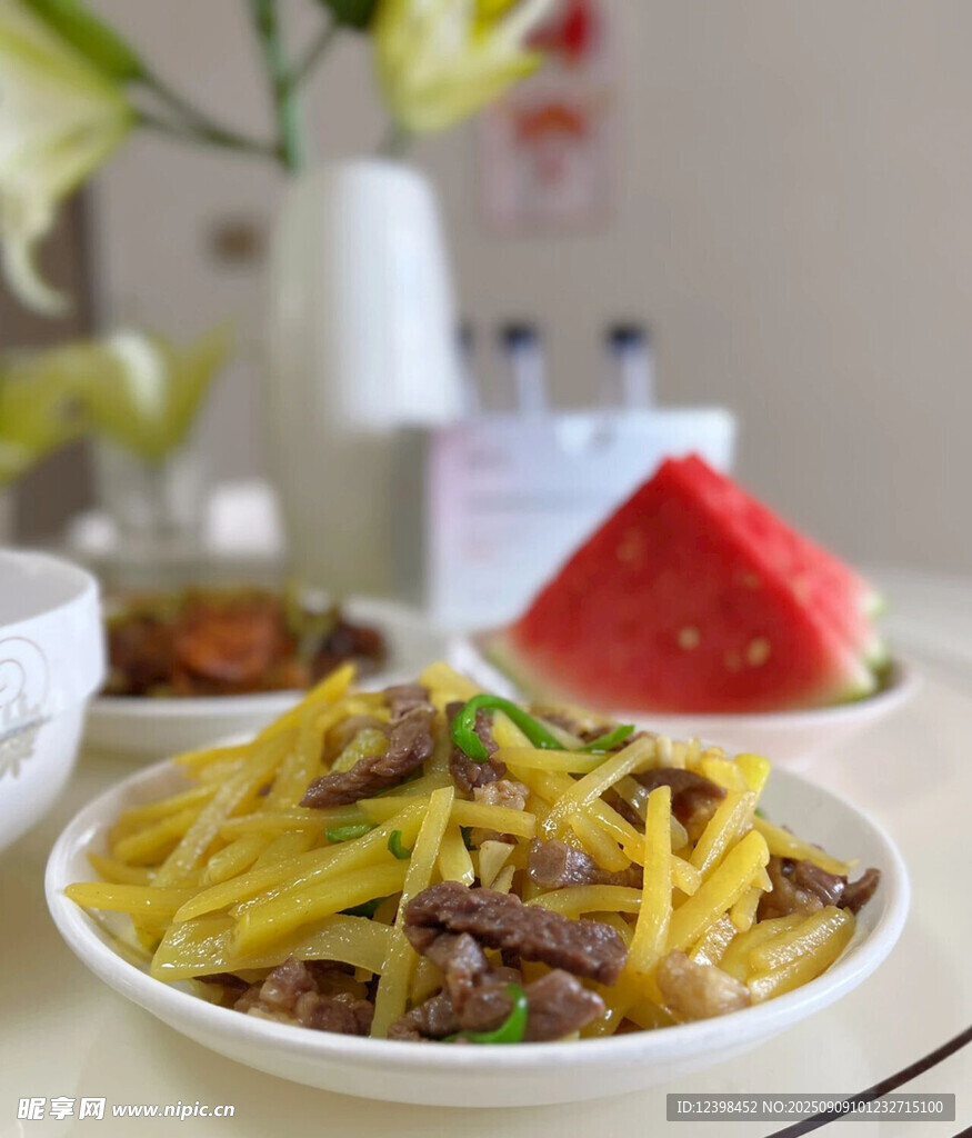 美味家常菜牛肉炒土豆丝