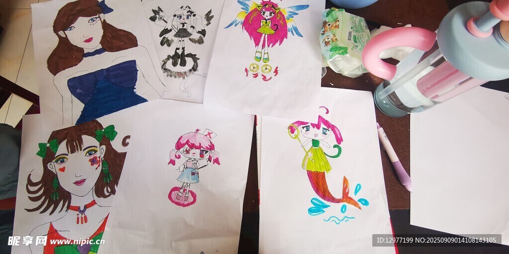 儿童创意绘画作品展示
