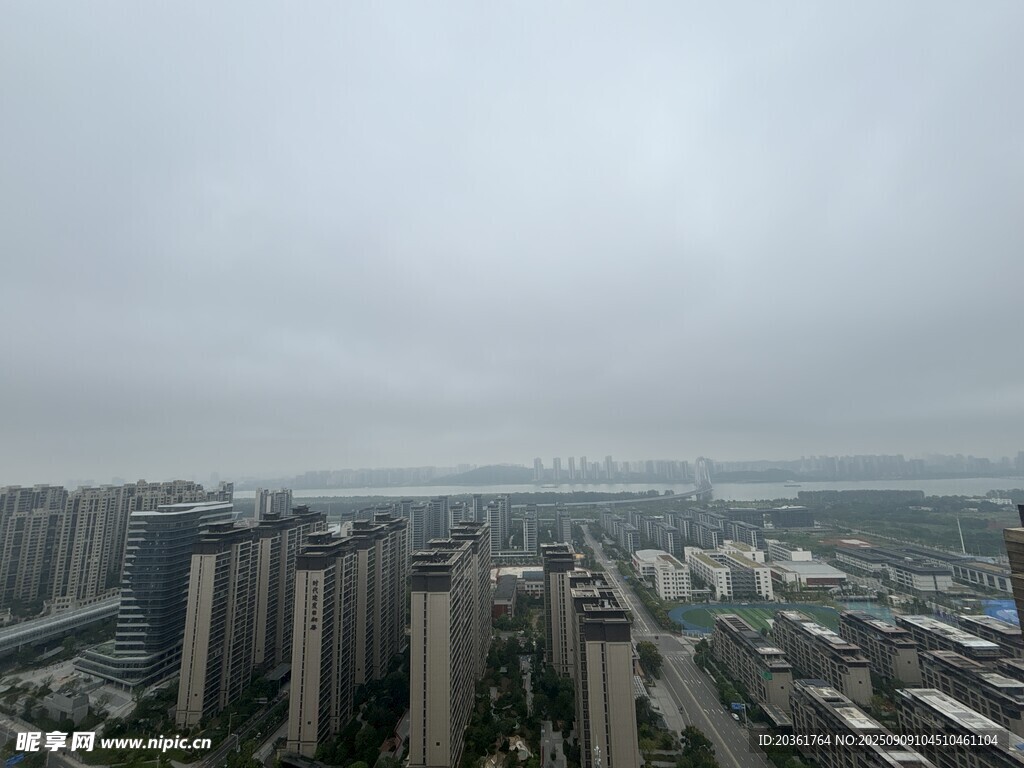 城市建筑群俯瞰景象