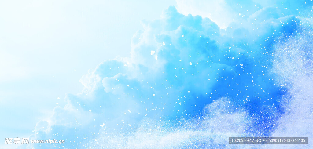 梦幻蓝色天空云朵景象