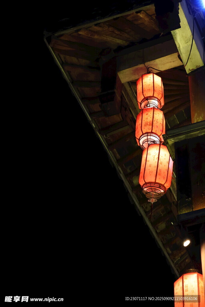 灯笼高高挂