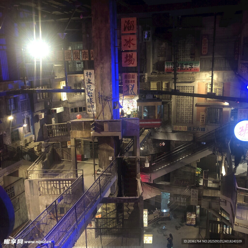 工业风酷炫工厂内部场景