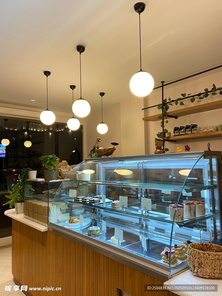 温馨面包店内部展示