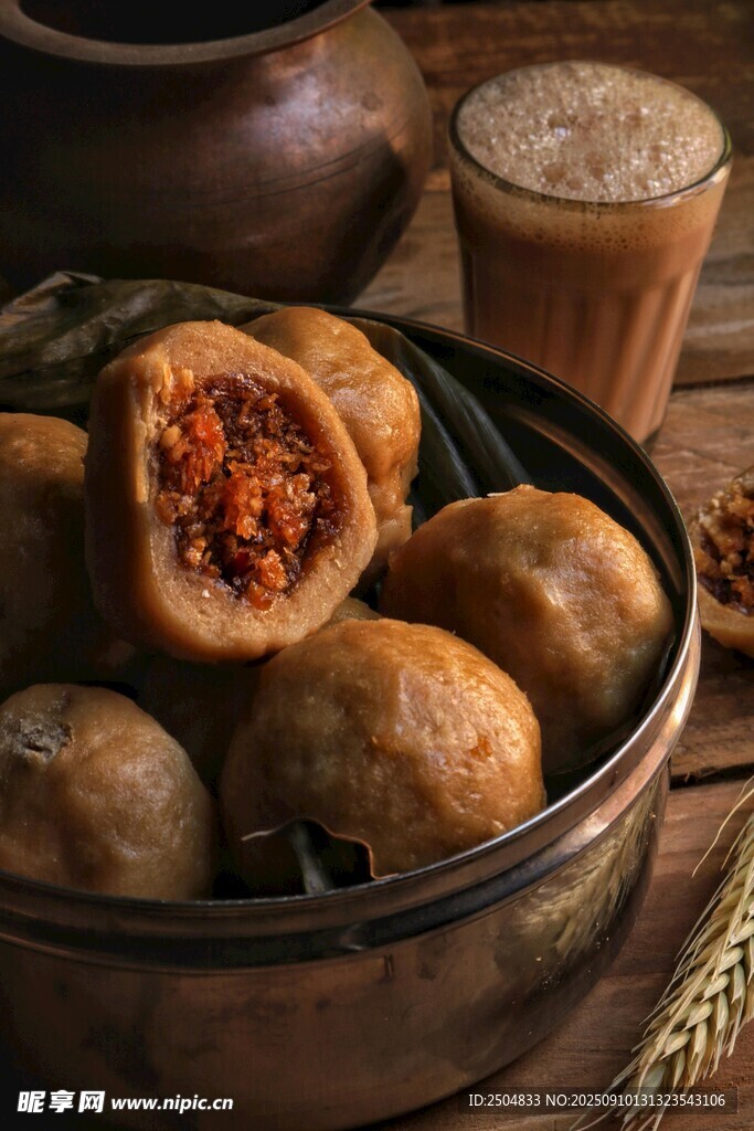 传统美味糯米团子配饮品