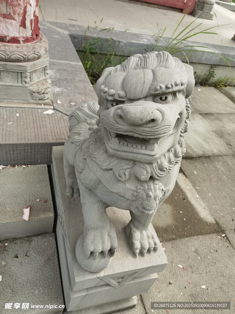 石狮子雕塑