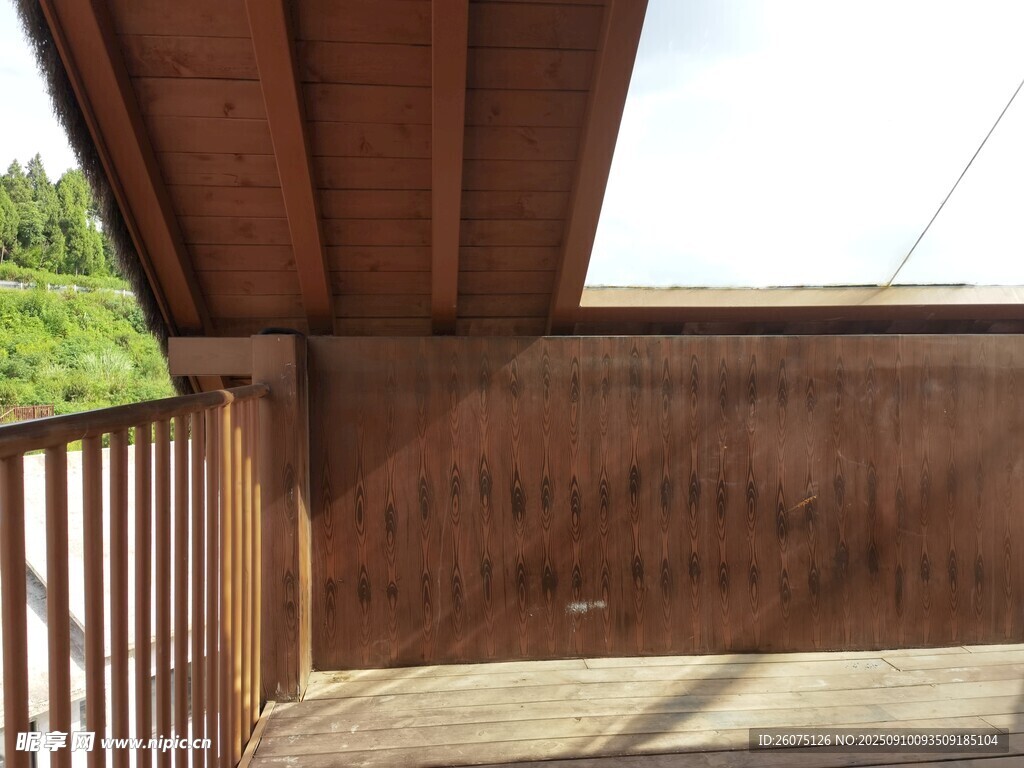 木质露台一角