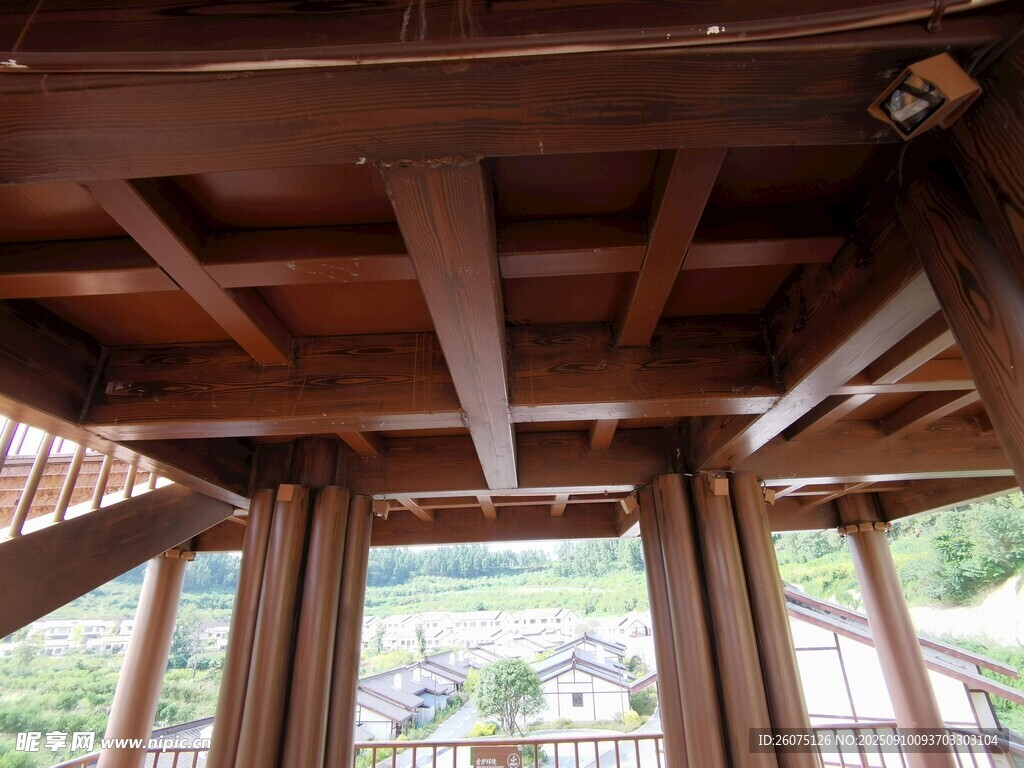 中式木构建筑内景视野