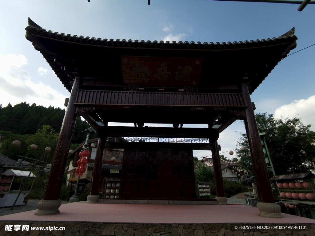中式古牌坊建筑景观