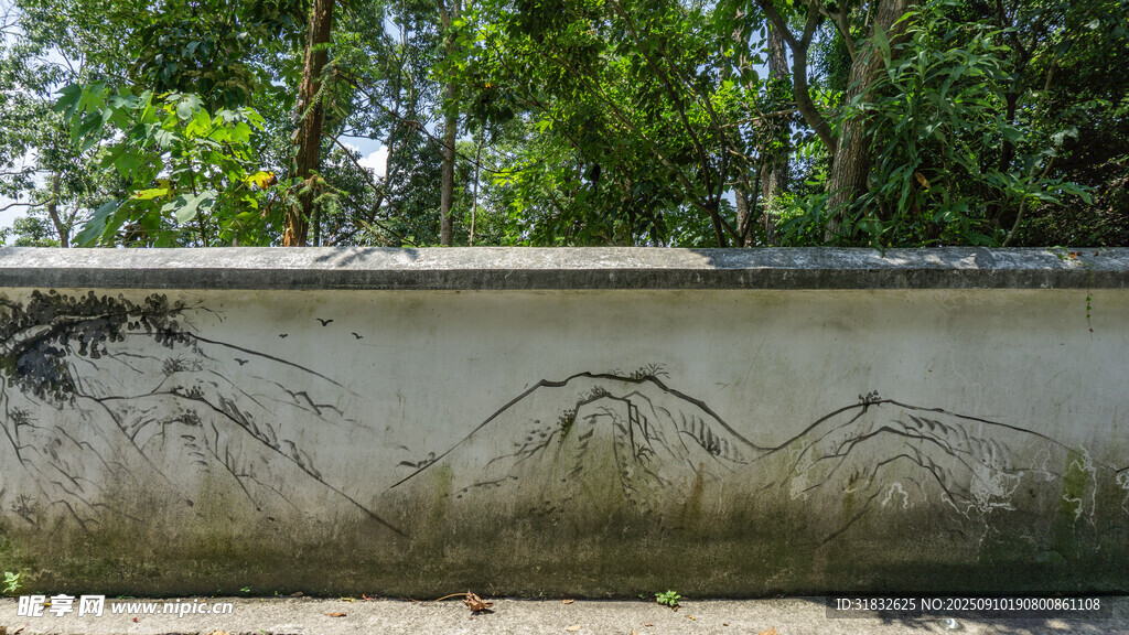 墙绘风景 展现自然之美