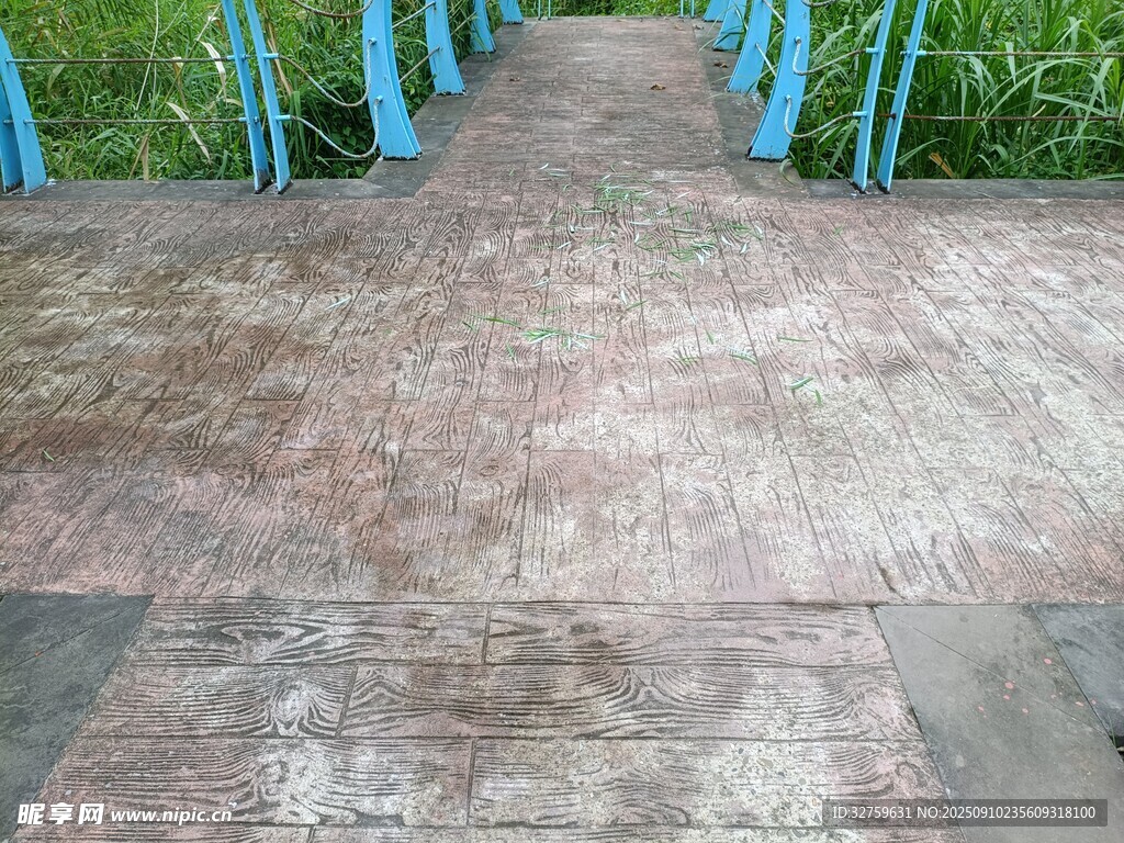 户外木质步道