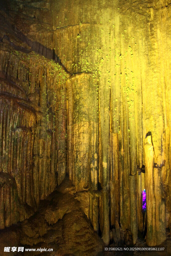 地下溶洞奇观
