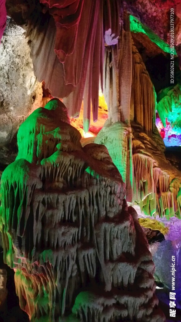 梦幻溶洞景观