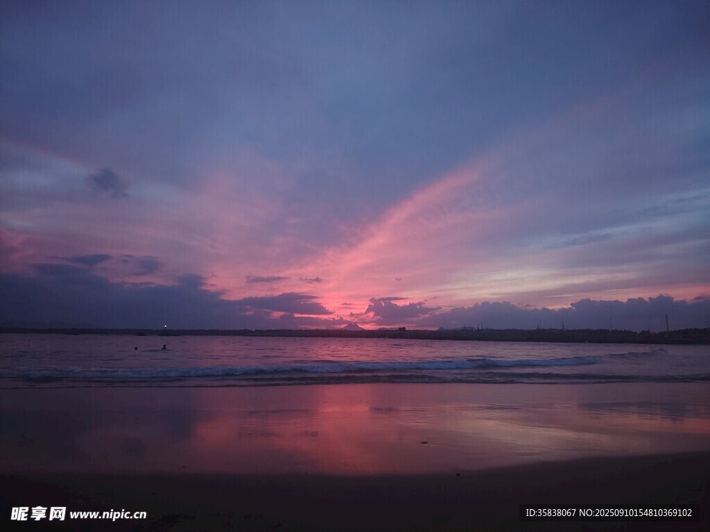 黄昏海岸