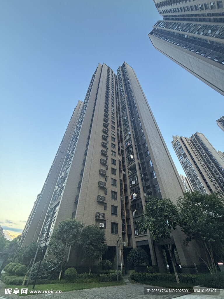 高层住宅楼景观