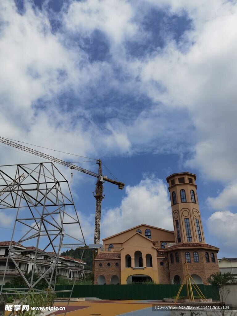 工业建筑与施工场景