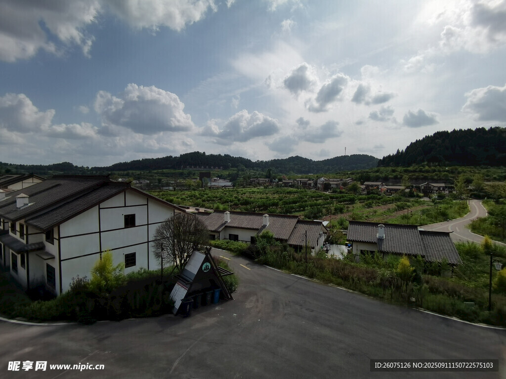乡村宁静景致俯瞰图