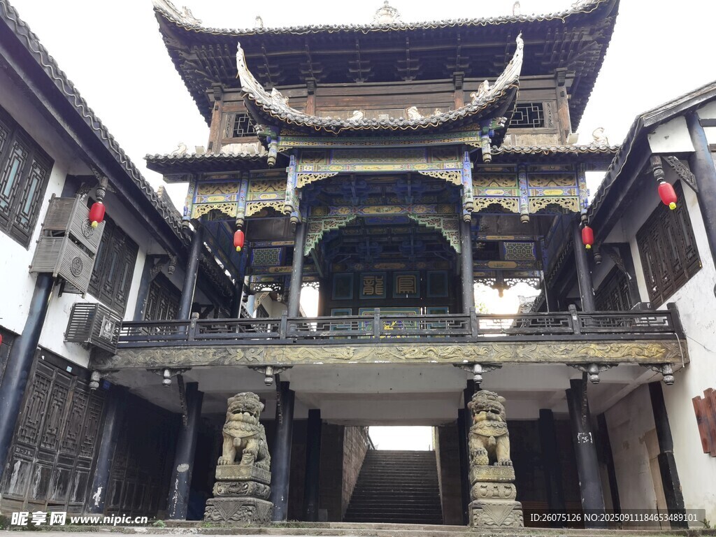 中式古建筑尽显传统韵味