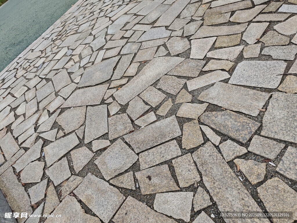 石板铺就的独特地面景观