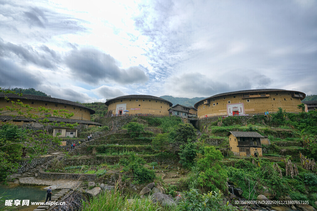 福州永定土楼群