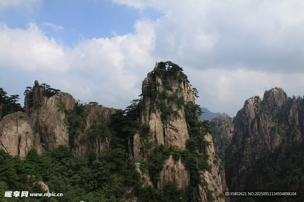 壮丽奇峰黄山美景