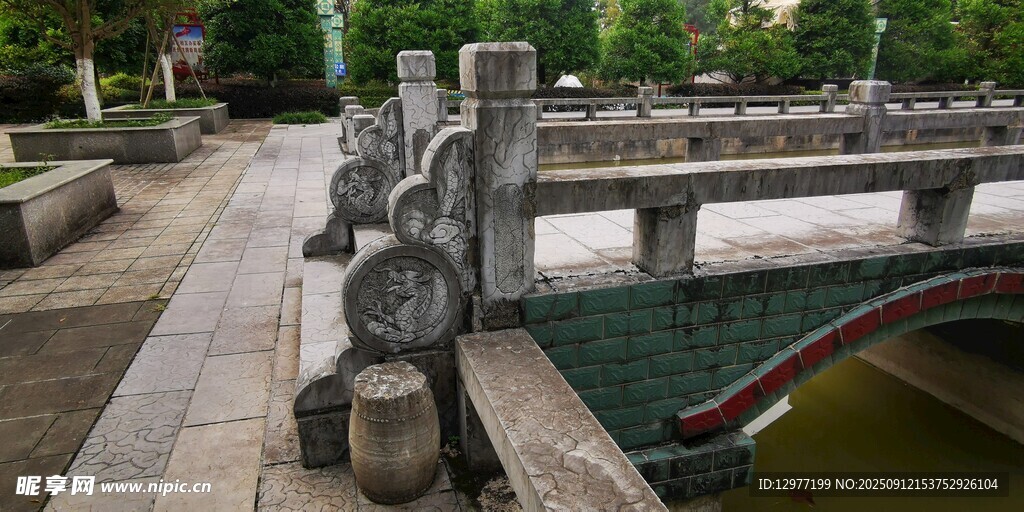 中式石桥景观