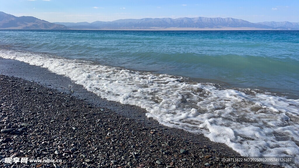 赛里木湖的美景