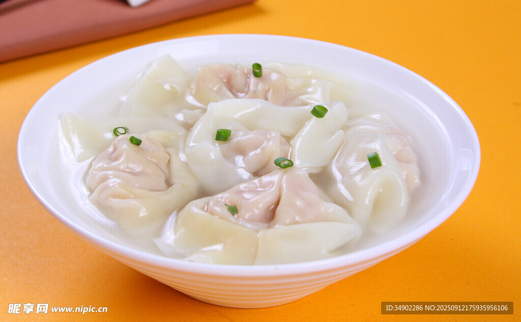 鲜肉馄饨