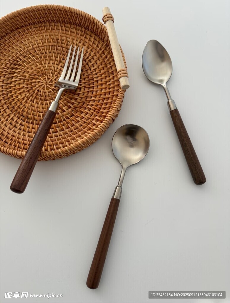 餐具