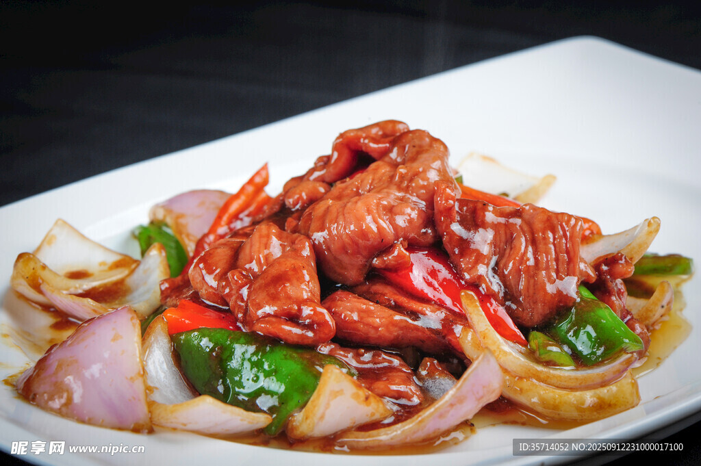 洋葱青椒炒牛肉