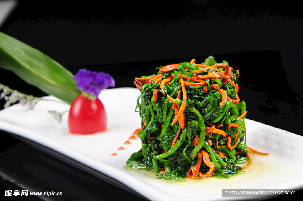 虫草花菠菜