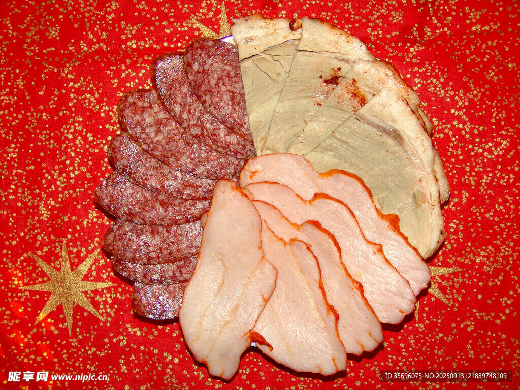 多样美味肉片拼盘