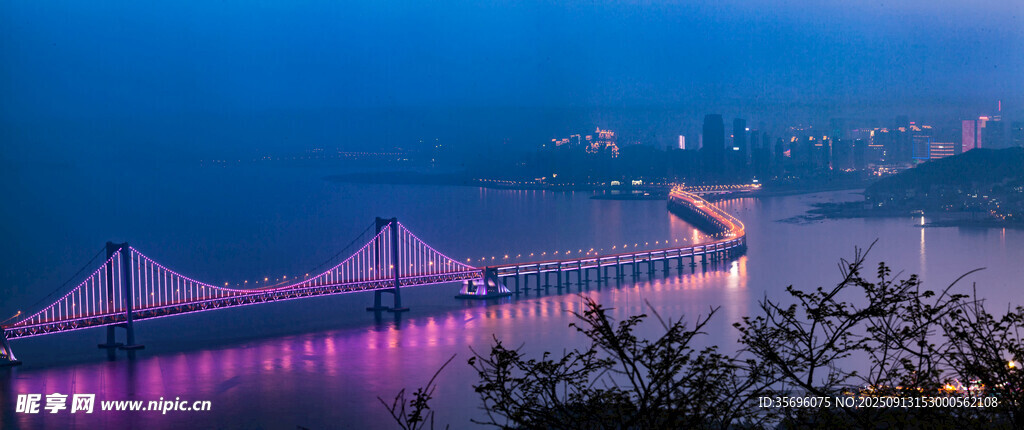 大连跨海大桥夜景