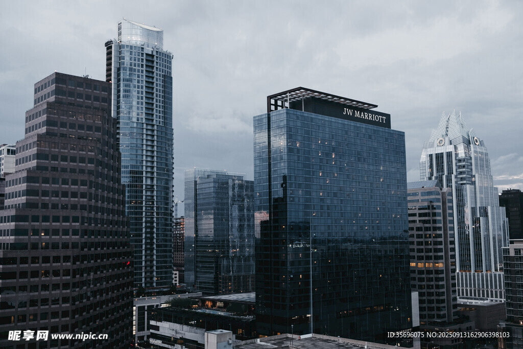 都市高楼林立景观