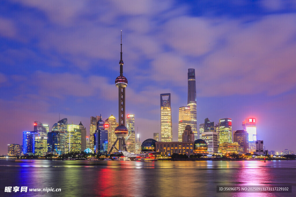 上海外滩璀璨夜景