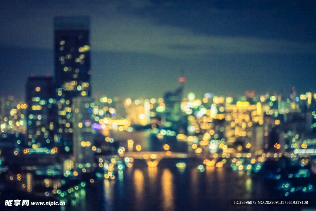 城市璀璨夜景俯瞰图