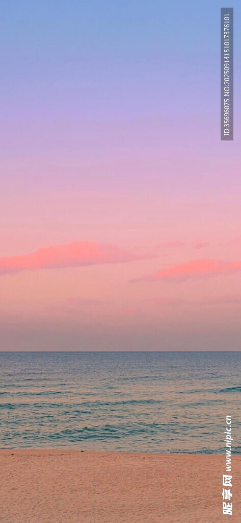 海边粉紫色天空浪漫美景
