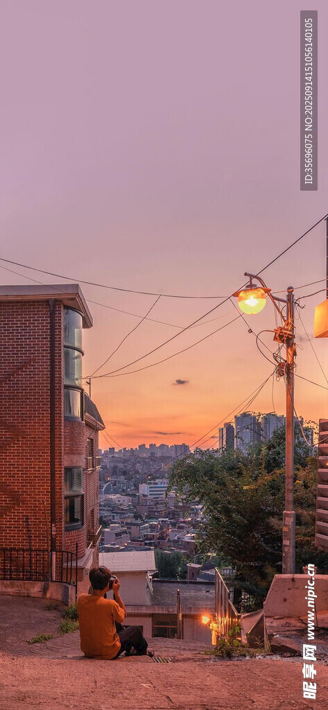 夕阳下的户外休闲惬意场景