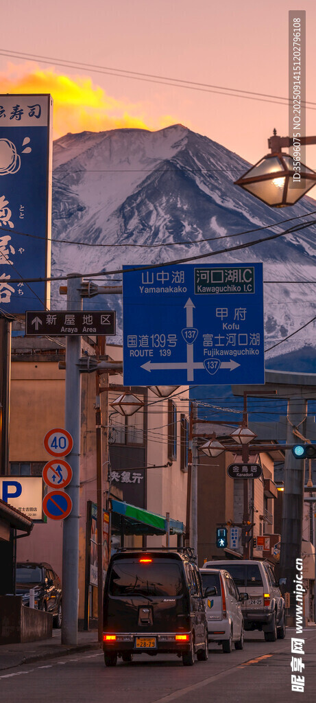 城市中的货运场景