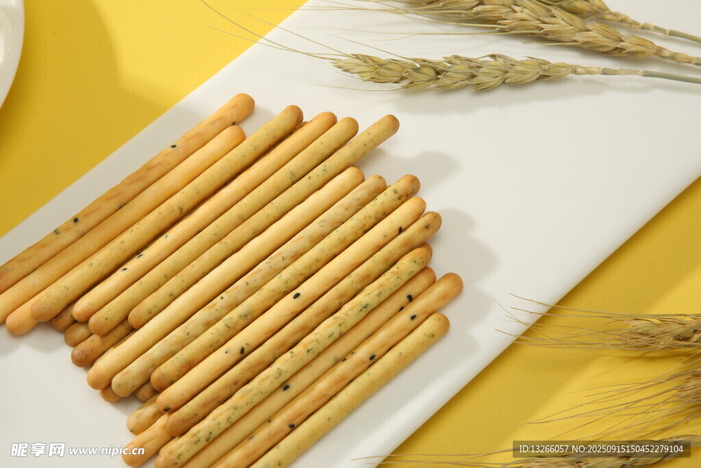 美味棒状饼干 麦香四溢