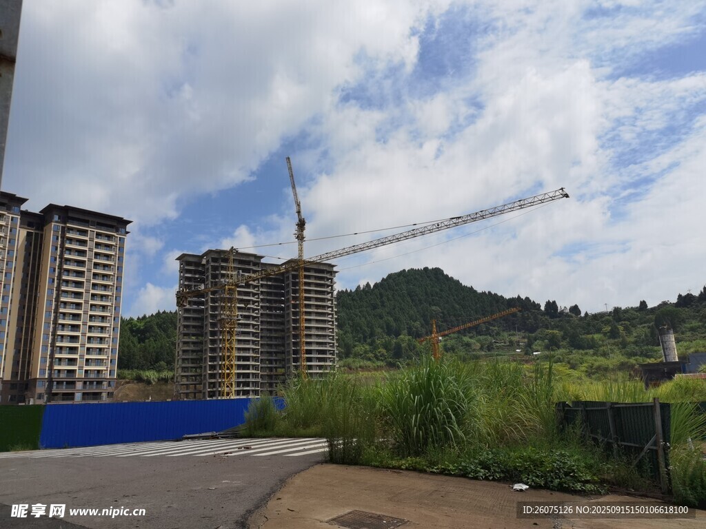 城市在建楼盘施工现场